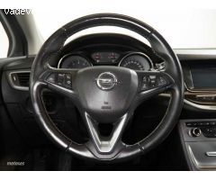 Opel Astra 1.4T Selective 125 de 2019 con 59.700 Km por 12.490 EUR. en Cadiz
