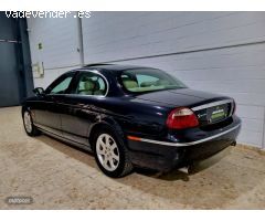 Jaguar S-Type 3.0 v6 executive de 2004 con 268.000 Km por 3.800 EUR. en Sevilla