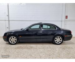 Jaguar S-Type 3.0 v6 executive de 2004 con 268.000 Km por 3.800 EUR. en Sevilla