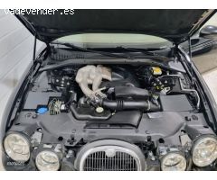Jaguar S-Type 3.0 v6 executive de 2004 con 268.000 Km por 3.800 EUR. en Sevilla