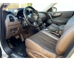 Infiniti FX 37 3.0D (238CV) de 2011 con 289.000 Km por 14.500 EUR. en Alicante