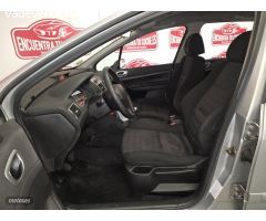 Peugeot 307 1.6 XS de 2003 con 116.977 Km por 4.590 EUR. en Tarragona