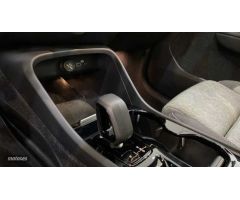 Volvo XC40 2.0 B3 PLUS DARK AUTO 5P de 2023 con 25.937 Km por 35.900 EUR. en Murcia