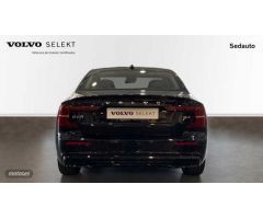 Volvo S60 2.0 B4 P PLUS DARK DCT 4P de 2024 con 11.057 Km por 41.900 EUR. en Murcia