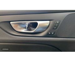 Volvo S60 2.0 B4 P PLUS DARK DCT 4P de 2024 con 11.057 Km por 41.900 EUR. en Murcia