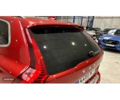 Volvo XC 60 XC60 Core, B4 Mild Hybrid, Diesel de 2024 con 15.000 Km por 44.500 EUR. en Madrid