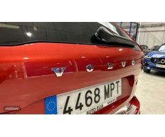 Volvo XC 60 XC60 Core, B4 Mild Hybrid, Diesel de 2024 con 15.000 Km por 44.500 EUR. en Madrid