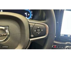 Volvo XC 60 XC60 Core, B4 Mild Hybrid, Diesel de 2024 con 15.000 Km por 44.500 EUR. en Madrid