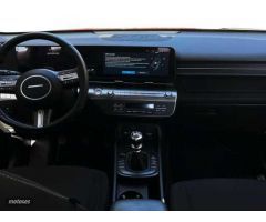 Hyundai Kona 1.0 TGDI Flexx 4x2 de 2024 con 8.100 Km por 23.500 EUR. en Valencia