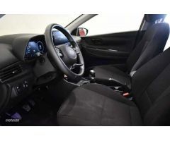 Hyundai i20 1.2 MPI Klass de 2024 con 5.150 Km por 19.500 EUR. en Madrid