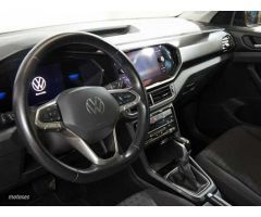 Volkswagen T-Cross 1.0 TSI Advance DSG7 81kW de 2023 con 31.000 Km por 21.490 EUR. en Cadiz