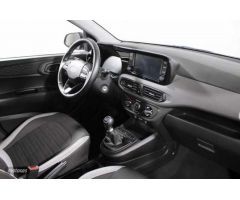Hyundai i10 1.0 MPI Klass de 2024 con 11.690 Km por 14.900 EUR. en Barcelona
