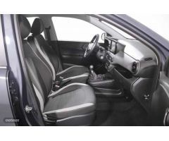 Hyundai i10 1.0 MPI Klass de 2024 con 11.690 Km por 14.900 EUR. en Barcelona