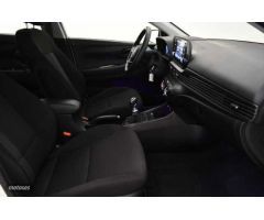 Hyundai i20 1.0 TGDI Klass 100 de 2024 con 24.223 Km por 17.700 EUR. en Salamanca