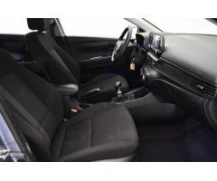 Hyundai i20 1.0 TGDI Klass 100 de 2024 con 23.009 Km por 17.700 EUR. en Salamanca