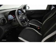 Hyundai i10 1.0 MPI Klass de 2024 con 10.983 Km por 13.900 EUR. en Salamanca