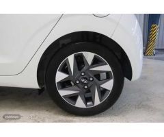 Hyundai i10 1.0 MPI Klass de 2024 con 9.393 Km por 14.700 EUR. en Salamanca