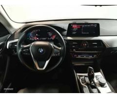 BMW Serie 5 520dA Touring de 2020 con 76.791 Km por 26.990 EUR. en Madrid