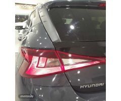 Hyundai i20 1.0 TGDI Klass 100 de 2024 con 20 Km por 21.300 EUR. en Madrid