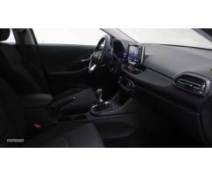 Hyundai i30 1.0 TGDI Klass LR 48V 120 de 2024 con 10.639 Km por 19.900 EUR. en Madrid