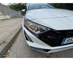 Hyundai i20 1.0 TGDI Klass 100 de 2024 con 13.501 Km por 17.490 EUR. en Madrid