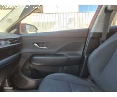 Hyundai Kona 1.6 GDI Tecno DT de 2023 con 36.700 Km por 28.500 EUR. en Madrid
