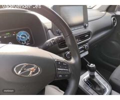 Hyundai Kona 1.6 GDI DT Maxx de 2022 con 28.300 Km por 20.900 EUR. en Madrid