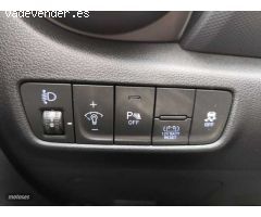 Hyundai Kona 1.6 GDI DT Maxx de 2022 con 28.300 Km por 20.900 EUR. en Madrid