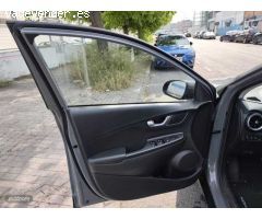 Hyundai Kona 1.6 GDI DT Maxx de 2022 con 28.300 Km por 20.900 EUR. en Madrid