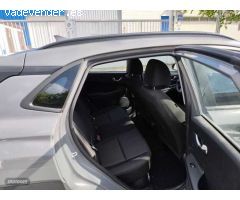 Hyundai Kona 1.6 GDI DT Maxx de 2022 con 28.300 Km por 20.900 EUR. en Madrid