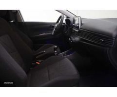 Hyundai Bayon 1.2 MPI Maxx de 2022 con 31.034 Km por 16.900 EUR. en Girona