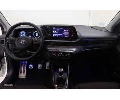 Hyundai Bayon 1.2 MPI Maxx de 2022 con 31.034 Km por 16.900 EUR. en Girona
