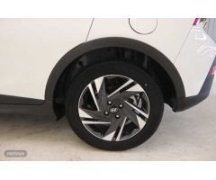 Hyundai Bayon 1.2 MPI Maxx de 2023 con 19.410 Km por 17.500 EUR. en Girona