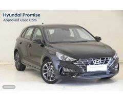 Hyundai i30 1.5 DPI Klass SLX 110 de 2024 con 18.185 Km por 18.900 EUR. en Girona