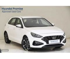 Hyundai i30 1.5 DPI Klass SLX 110 de 2024 con 20.136 Km por 18.900 EUR. en Girona