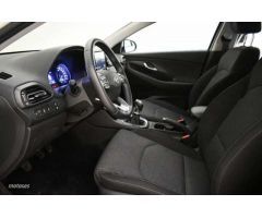 Hyundai i30 1.5 DPI Klass SLX 110 de 2024 con 20.136 Km por 18.900 EUR. en Girona