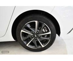 Hyundai i30 1.5 DPI Klass SLX 110 de 2024 con 20.500 Km por 18.900 EUR. en Girona