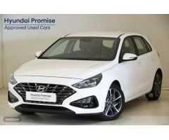 Hyundai i30 1.5 DPI Klass SLX 110 de 2024 con 15.006 Km por 18.900 EUR. en Girona