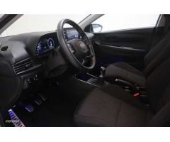 Hyundai Bayon 1.0 TGDI 48V Maxx de 2024 con 23.721 Km por 21.000 EUR. en Cadiz
