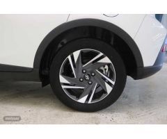 Hyundai Bayon 1.0 TGDI 48V Maxx de 2024 con 23.721 Km por 21.000 EUR. en Cadiz