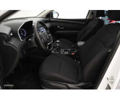 Hyundai Tucson 1.6 TGDI Klass 4x2 de 2024 con 30.656 Km por 24.900 EUR. en Cadiz