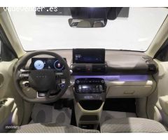 Hyundai Inster 49kWh Tecno 115 de 2025 con 2.500 Km por 28.500 EUR. en Avila