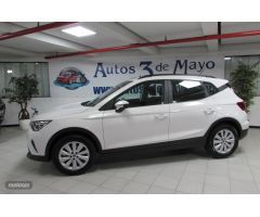 Seat Arona 1.0 TSI 81kW 110CV Style de 2023 con 22.900 Km por 16.990 EUR. en Tenerife