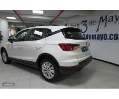 Seat Arona 1.0 TSI 81kW 110CV Style de 2023 con 22.900 Km por 16.990 EUR. en Tenerife