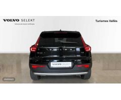 Volvo XC40 XC40 Inscription, T3 automatico de 2021 con 39.548 Km por 29.900 EUR. en Barcelona