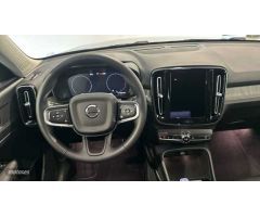 Volvo XC40 XC40 Inscription, T3 automatico de 2021 con 39.548 Km por 29.900 EUR. en Barcelona