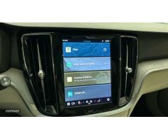 Volvo V 60 V60 Plus, B4 (diesel), Diesel, Dark de 2023 con 40.000 Km por 45.900 EUR. en Madrid