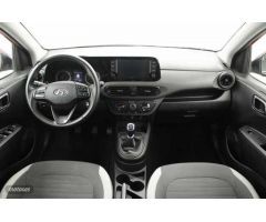 Hyundai i10 1.0 MPI Klass de 2023 con 15.667 Km por 13.900 EUR. en Barcelona