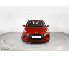 Hyundai i10 1.0 MPI Klass de 2023 con 15.667 Km por 13.900 EUR. en Barcelona