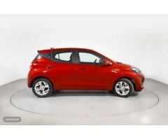 Hyundai i10 1.0 MPI Klass de 2023 con 15.667 Km por 13.900 EUR. en Barcelona